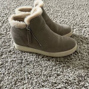 Dolce Vita Beige Ankle Booties with Faux Fur